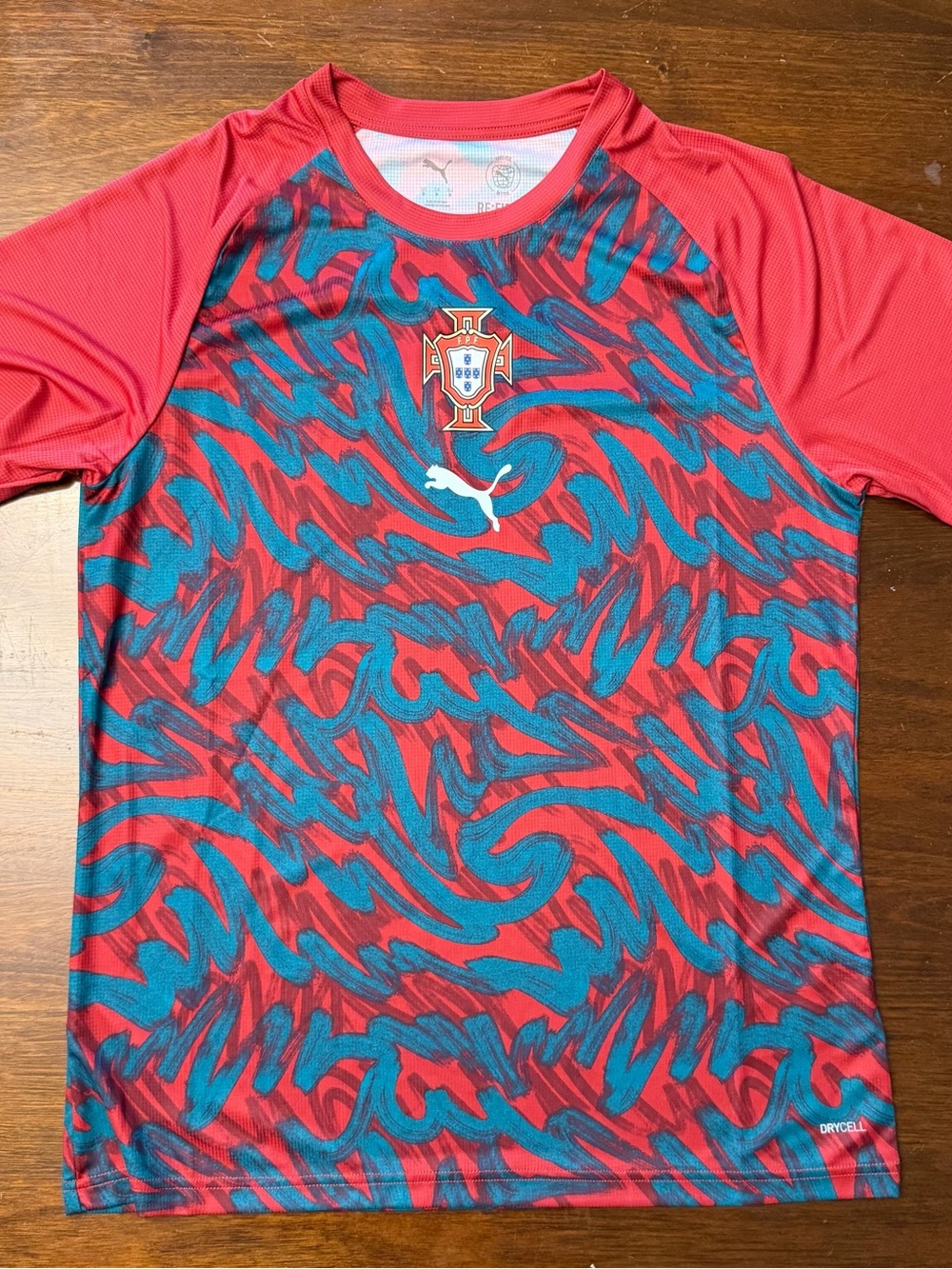 NWT Puma Portugal Men’s 2026 Prematch Warm-Up Training Top Jersey M